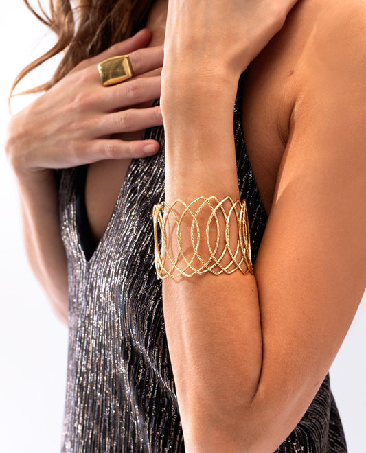 BRAZALETE UNIQUENESS · DORADO