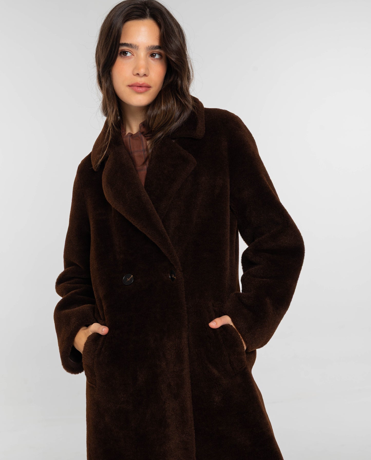 ABRIGO ALMOST READY · MARRÓN