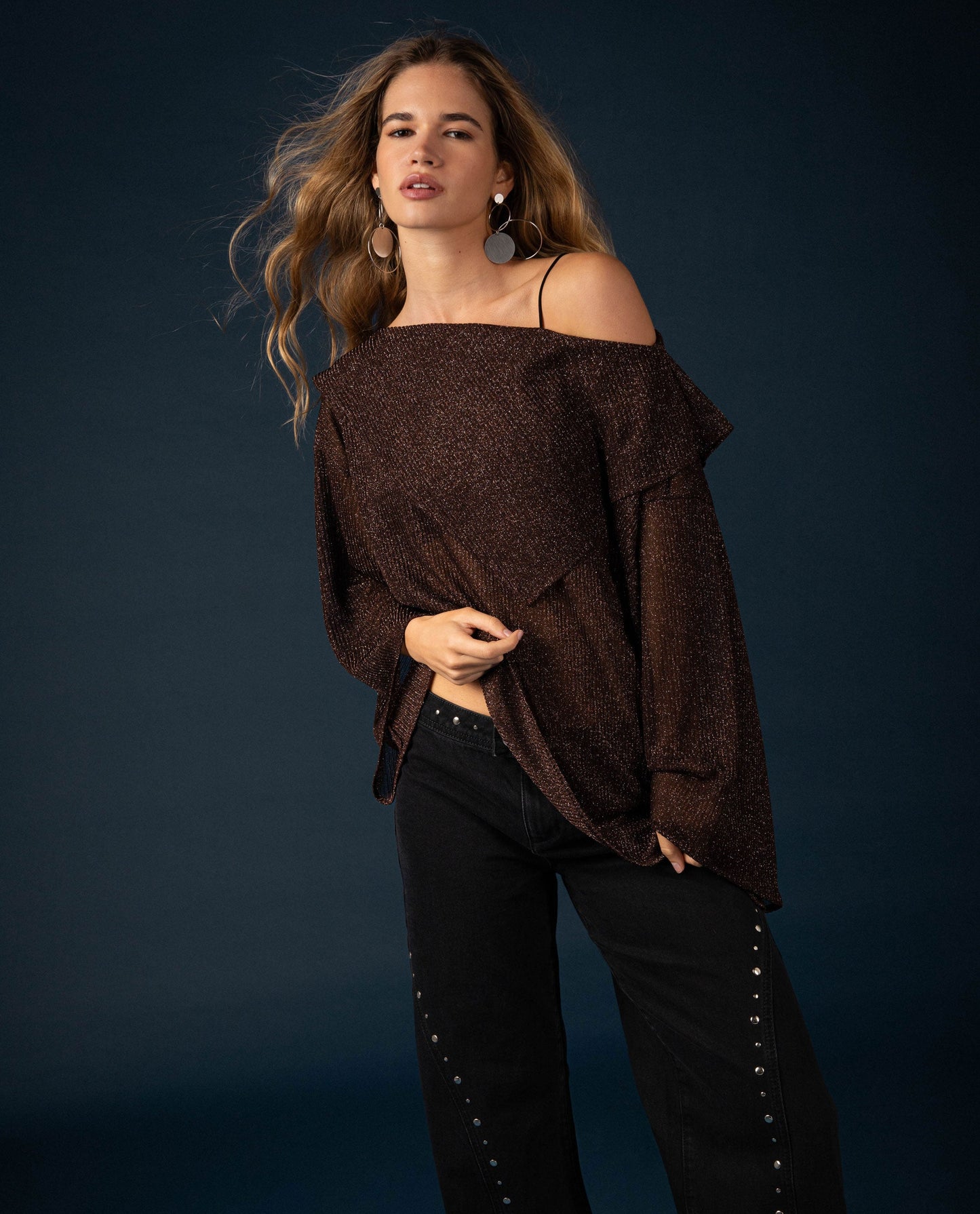 BLUSA CALL ME · MARRÓN